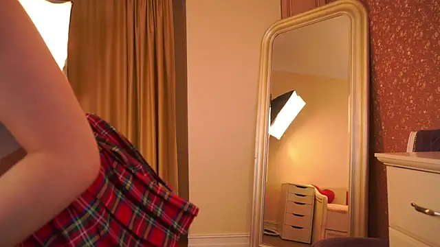 JanelAkerley online show from 21, 12, 2025