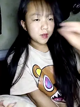 Quynhsumon online show from 11, 3, 2026