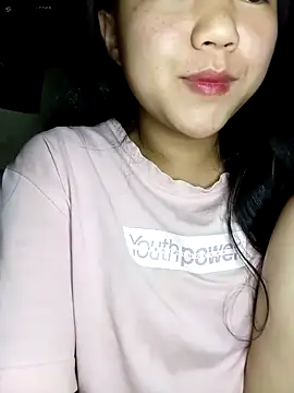 Quynhsumon online show from 10, 3, 2026