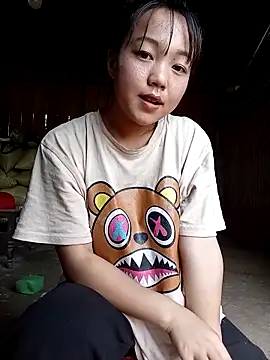 Quynhsumon online show from 3, 4, 2026