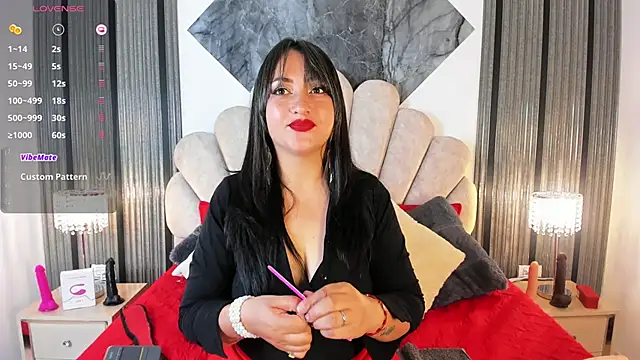 Snapshot of KinkyAshley chatting on 11, 11, 2025 KinkyAshley online show from 11, 11, 2025