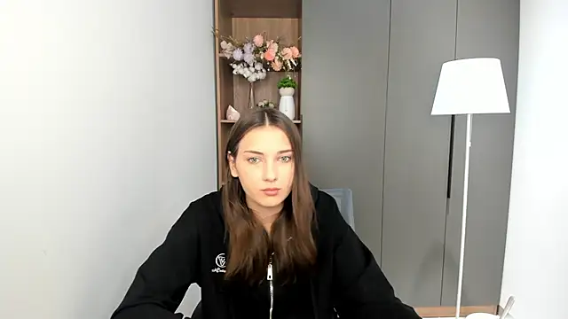 KateCahee online show from 28, 10, 2025