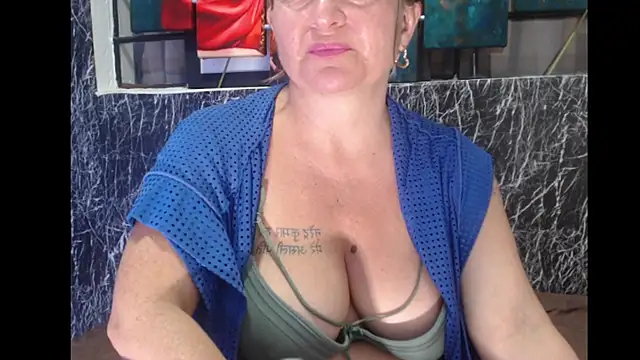 Debora Cienfuegos25 online show from 19, 11, 2025