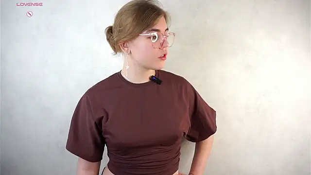 MelodyBaur online show from 15, 4, 2026