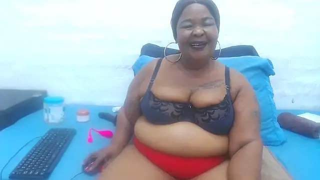 Snapshot of MatureMilfxxx chatting on 25, 4, 2026 MatureMilfxxx online show from 25, 4, 2026
