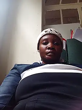 blackbeautyxx92 online show from 11, 11, 2025