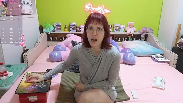 Snapshot of _HeraLuna_ chatting on 15, 1, 2026 HeraLuna online show from 15, 1, 2026