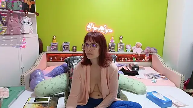  HeraLuna  online show from 14, 4, 2026