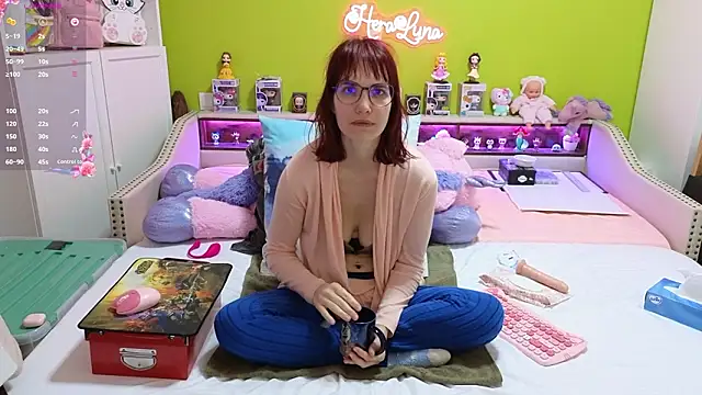  HeraLuna  online show from 12, 3, 2026