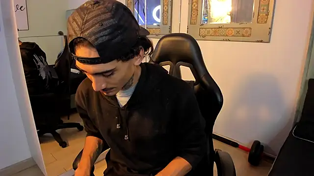 Mr Strike online show from 4, 11, 2025