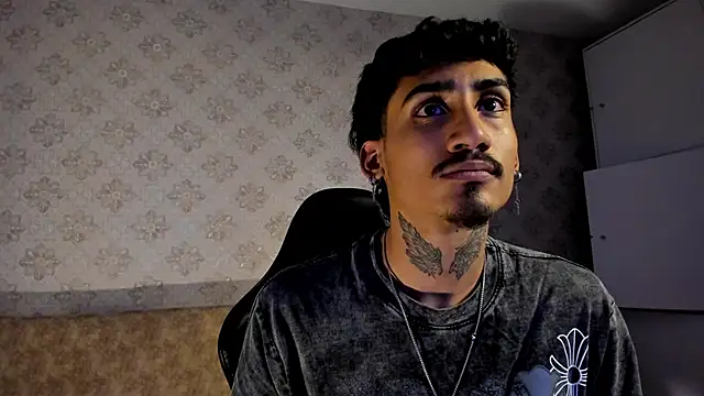 Mr Strike online show from 3, 12, 2025