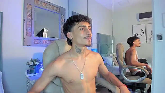 Mr Strike online show from 1, 12, 2025