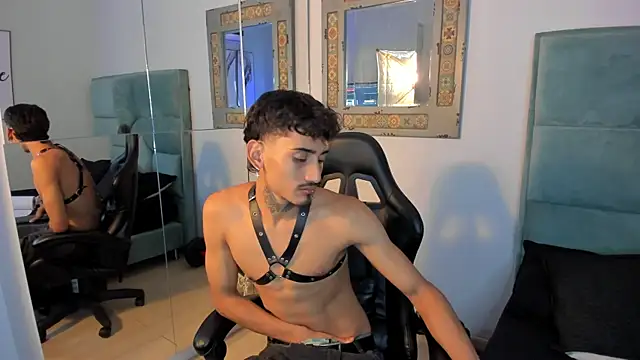 Mr Strike online show from 11, 11, 2025