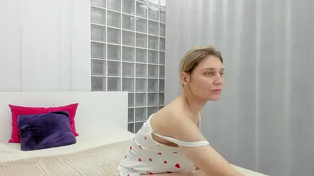 Tenderly Sophie online show from 27, 11, 2025