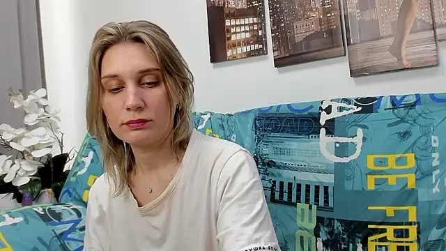 Tenderly Sophie online show from 2, 3, 2026