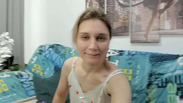 Tenderly Sophie online show from 28, 11, 2025