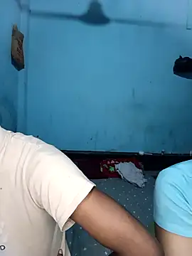 CoupleShow 432 online show from 20, 11, 2025