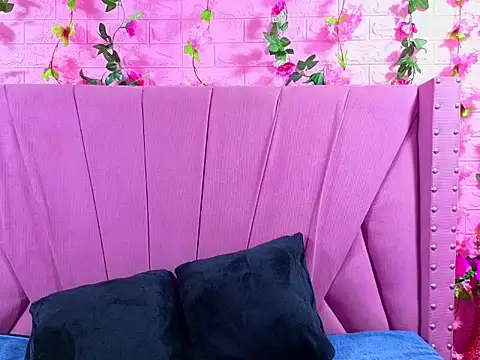 Alyy Brown online show from 2, 11, 2025