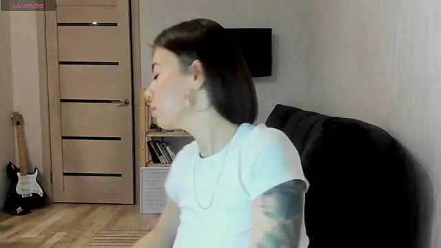 twinkle rosie online show from 27, 11, 2025