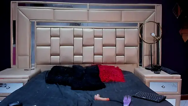 ChloeMendez online show from 14, 12, 2025