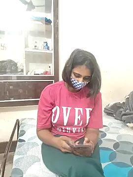 Rinki hoty online show from 4, 11, 2025