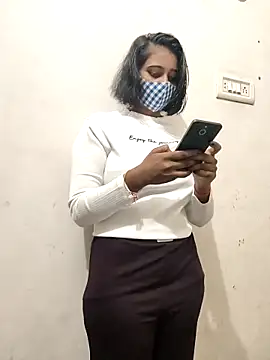 Rinki hoty online show from 3, 11, 2025