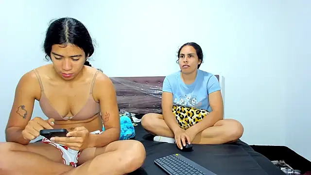 Snapshot of AshleyDeLuca_ chatting on 2, 2, 2026 AshleyDeLuca online show from 2, 2, 2026