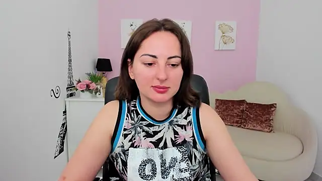 NoraSimons online show from 24, 5, 2026