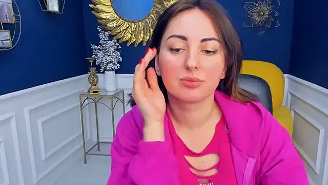 NoraSimons online show from 24, 3, 2026