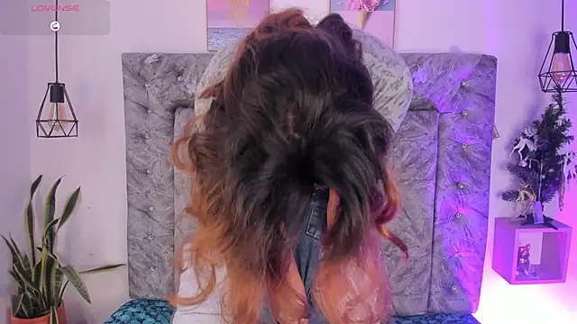 Amatista desire online show from 2, 12, 2025