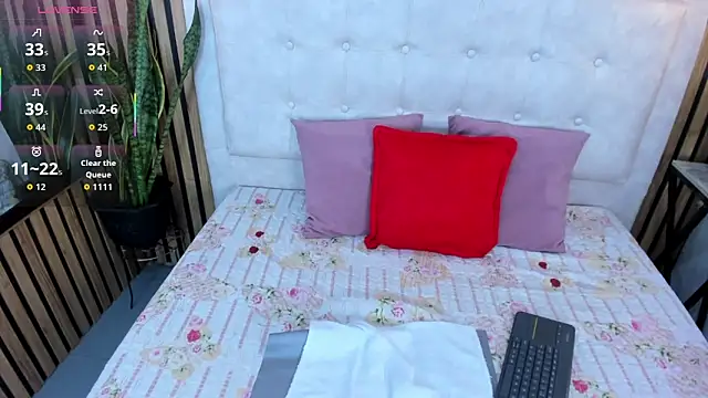 Amatista desire online show from 14, 11, 2025