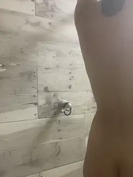 Evelinmiller97 online show from 5, 11, 2025