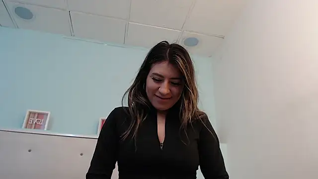 SusanWilliams  online show from 12, 2, 2026