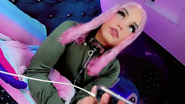 Alannys xHotx online show from 24, 3, 2026