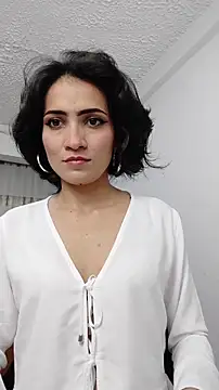 chloehanna online show from 13, 11, 2025