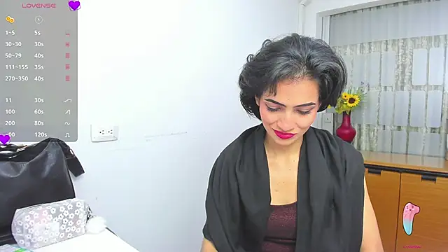 chloehanna online show from 17, 12, 2025