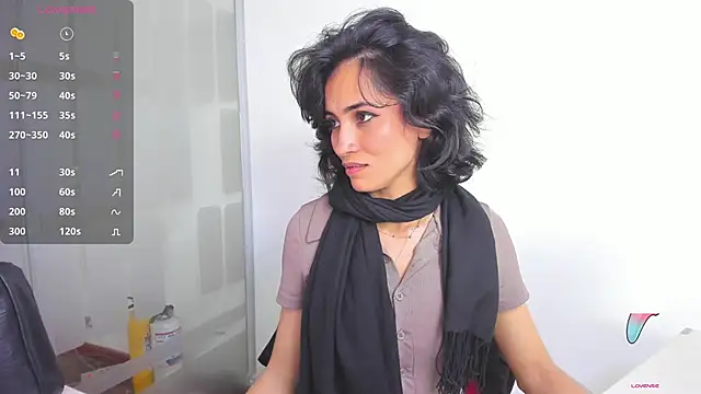 chloehanna online show from 22, 12, 2025