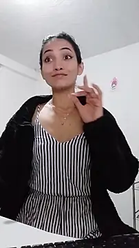 Snapshot of chloehanna chatting on 15, 2, 2026 chloehanna online show from 15, 2, 2026