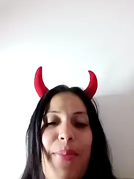 tattyHot95 online show from 5, 12, 2025