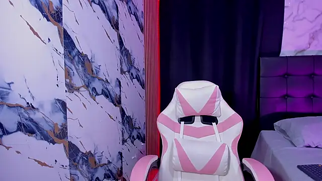 Snapshot of Scarlet_DLuce chatting on 19, 2, 2026 Scarlet DLuce online show from 19, 2, 2026