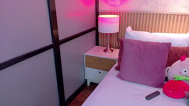 AdelineJhones online show from 2, 3, 2026