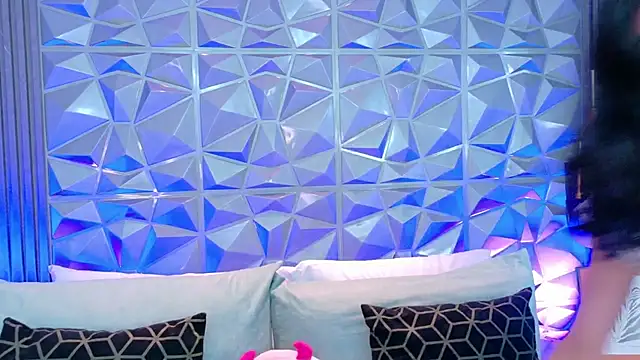 AdelineJhones online show from 8, 4, 2026