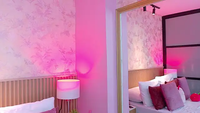 AdelineJhones online show from 10, 2, 2026