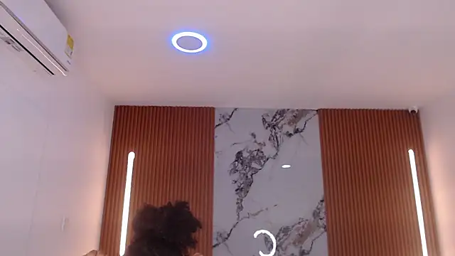 rosselyn  online show from 20, 2, 2026