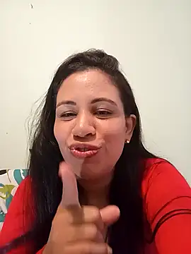 LeilaTaylor online show from 10, 11, 2025