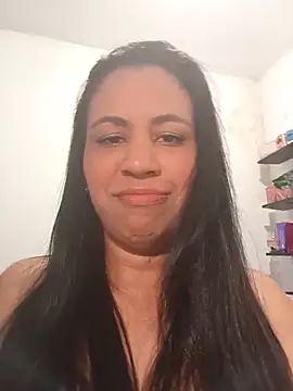 LeilaTaylor online show from 4, 11, 2025