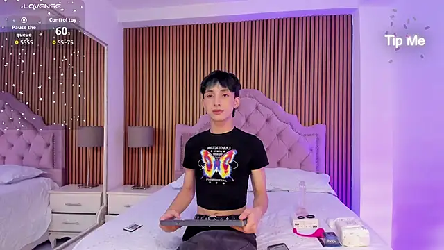 Snapshot of LiamPage_ chatting on 23, 11, 2025 LiamPage online show from 23, 11, 2025