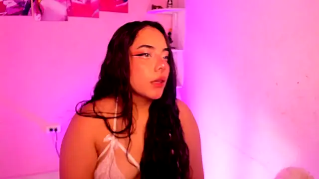 PurryBella online show from 7, 5, 2026