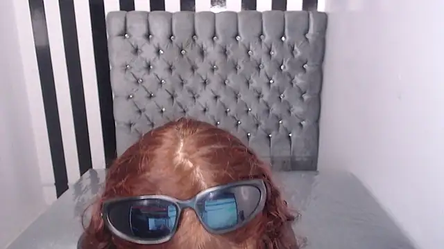 alexandra gomez t online show from 24, 11, 2025