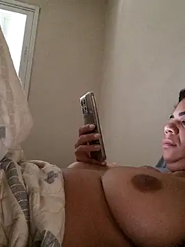 Bruninhadeusa online show from 22, 12, 2025